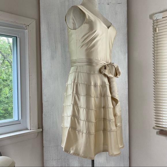 SOLD $$$  J Peterman Size 16 Champagne Beige Silk Satin Sleeveless Dress + Belt - Picture 2 of 11